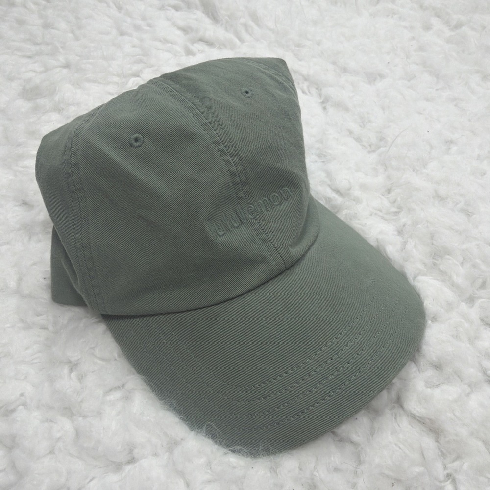 Lululemon Classic Ball Cap Strap Back Women's L / XL Rare Eucalyptus Color!! New